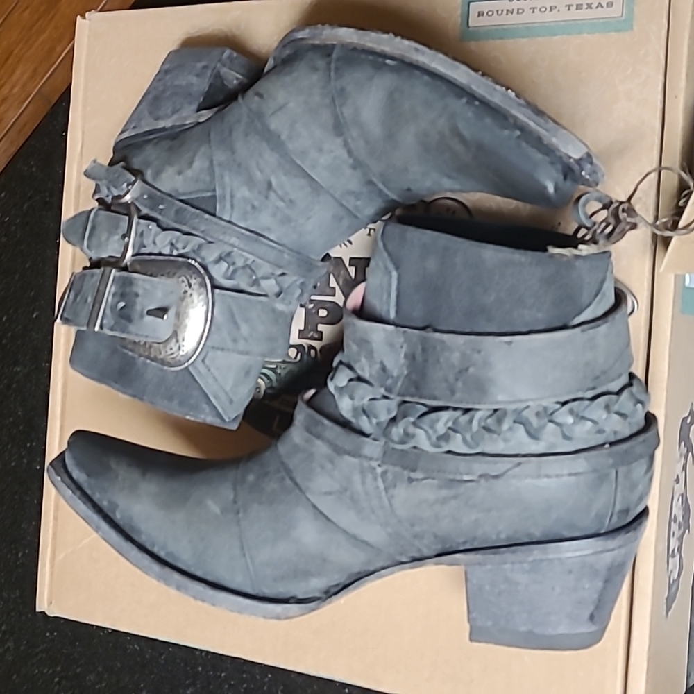 Junk Gypsy Boot - Picture 8 of 9